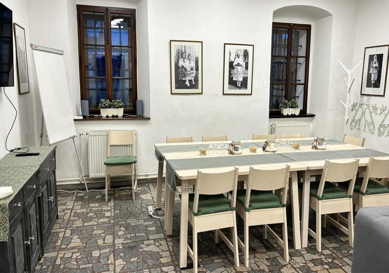 Kastiel Cicmany Hotel Buitenkant foto